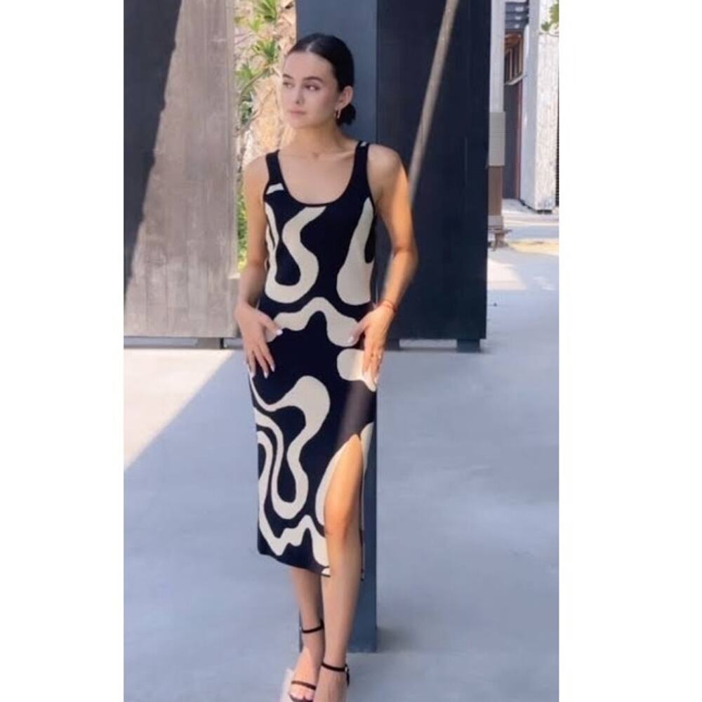Cider Stretch KnitBodycon Beige & Black Sleeveless Midi Dress Small NEW